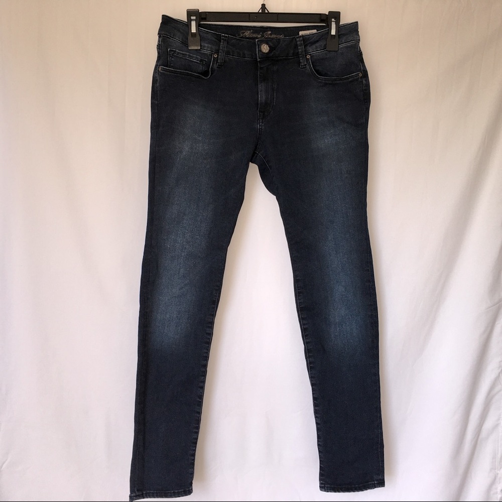 Mavi Alexa Mid Rise Skinny Jeans.